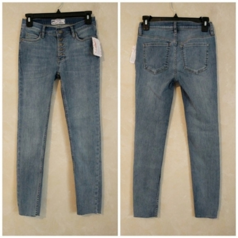 Free People Reagan Raw Hem Button Fly Skinny Jeans - Picture 2 of 6